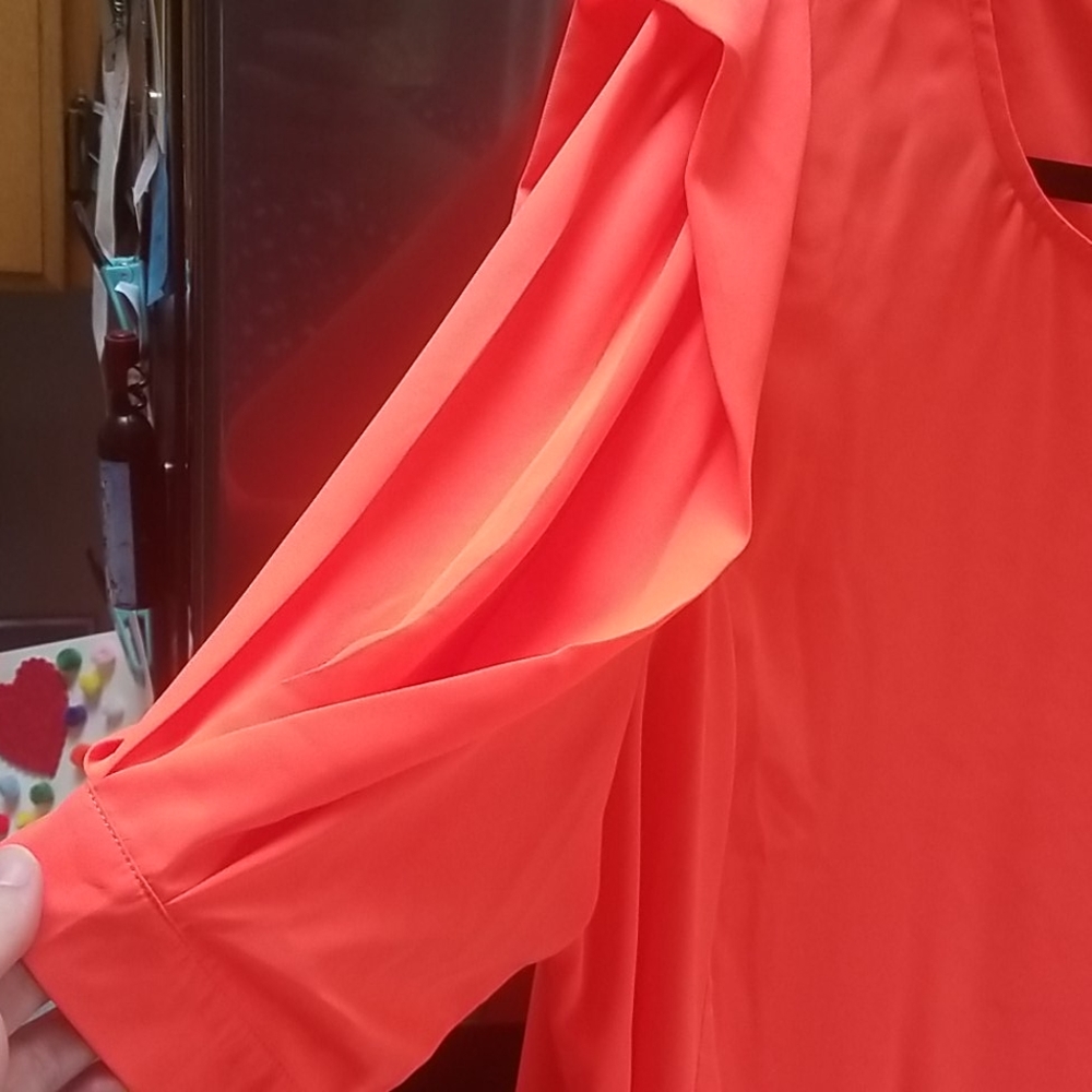 🌲Bright Orange blouse - Picture 2 of 7